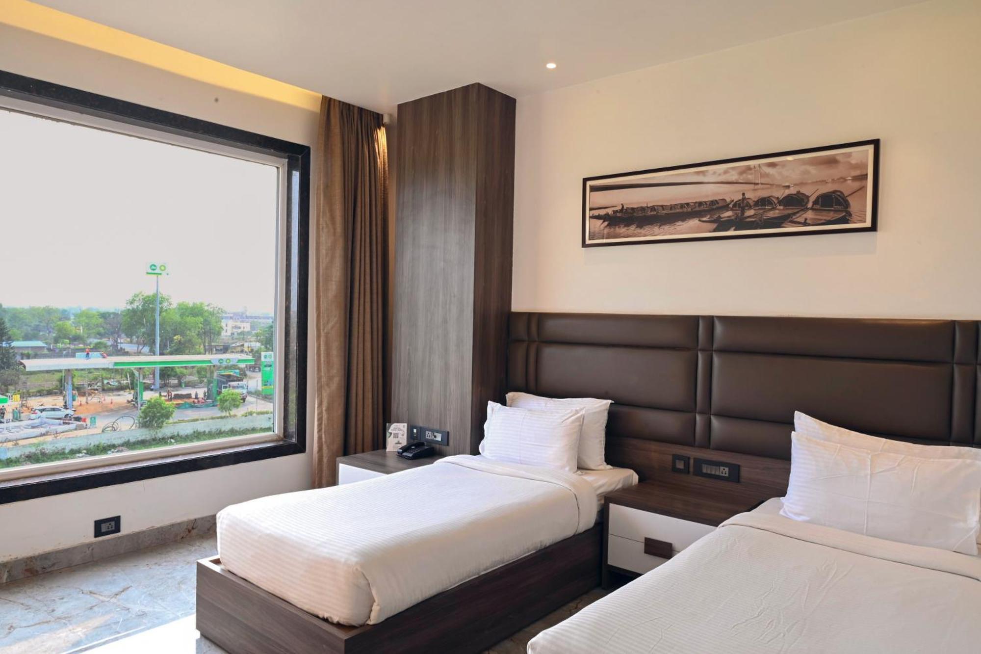 Econest Hotel Tarapith Eksteriør billede