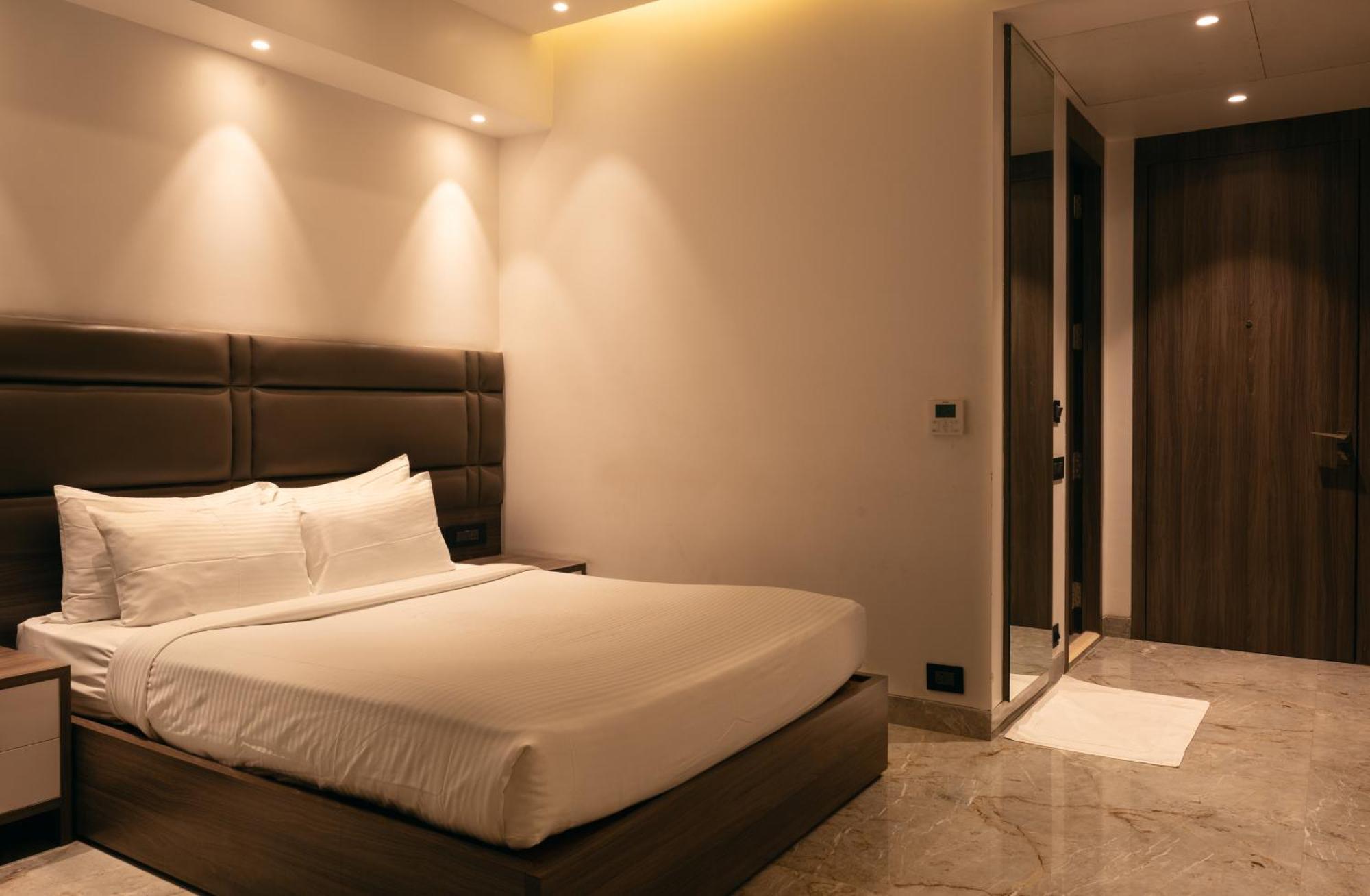 Econest Hotel Tarapith Eksteriør billede